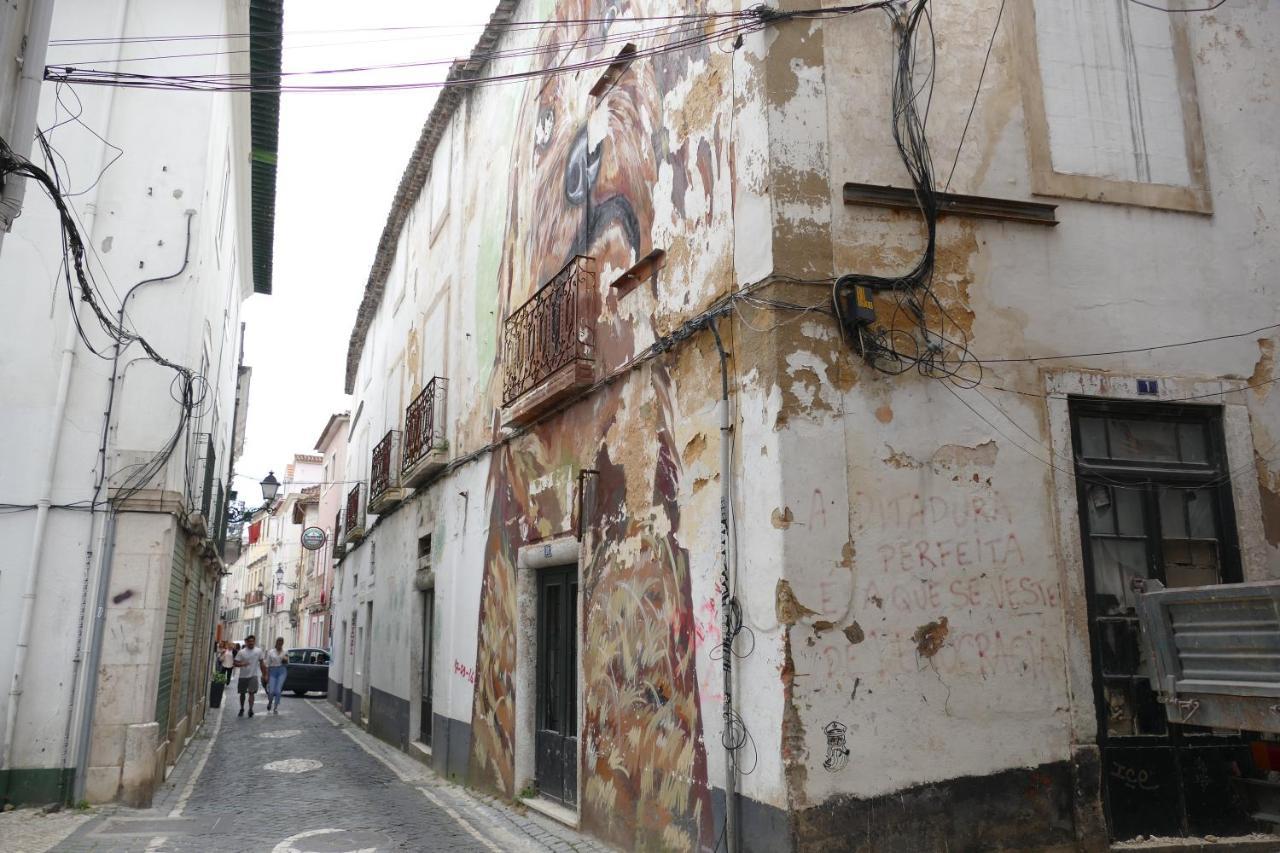 Guest House Eca - Centro Historico Leiria Luaran gambar