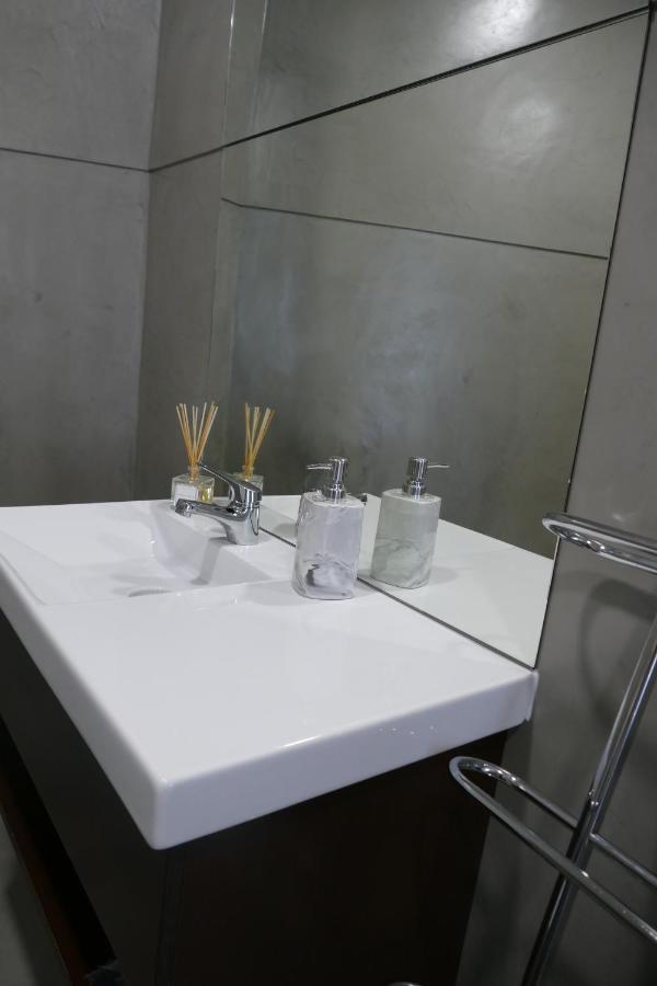 Guest House Eca - Centro Historico Leiria Luaran gambar